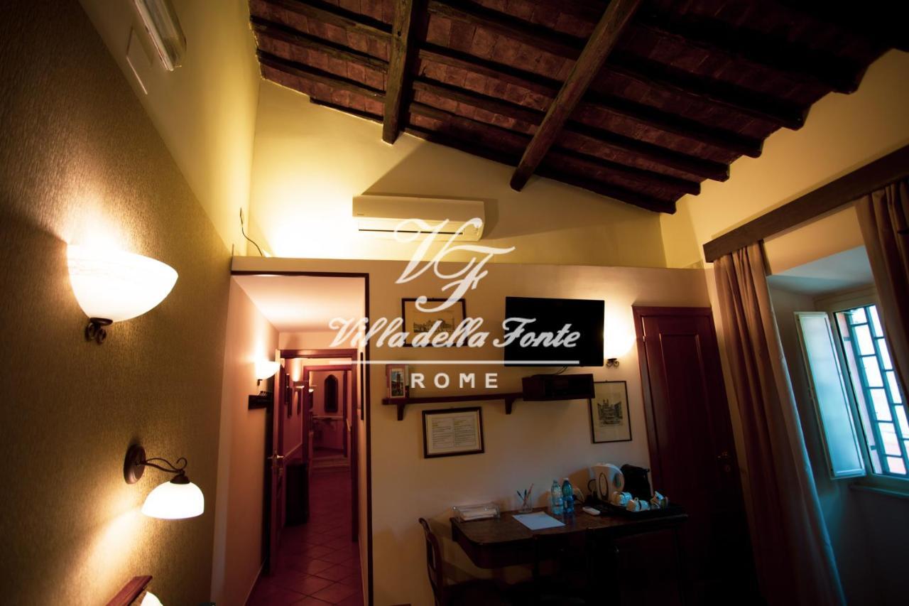 Della Fonte Couette-café Rome